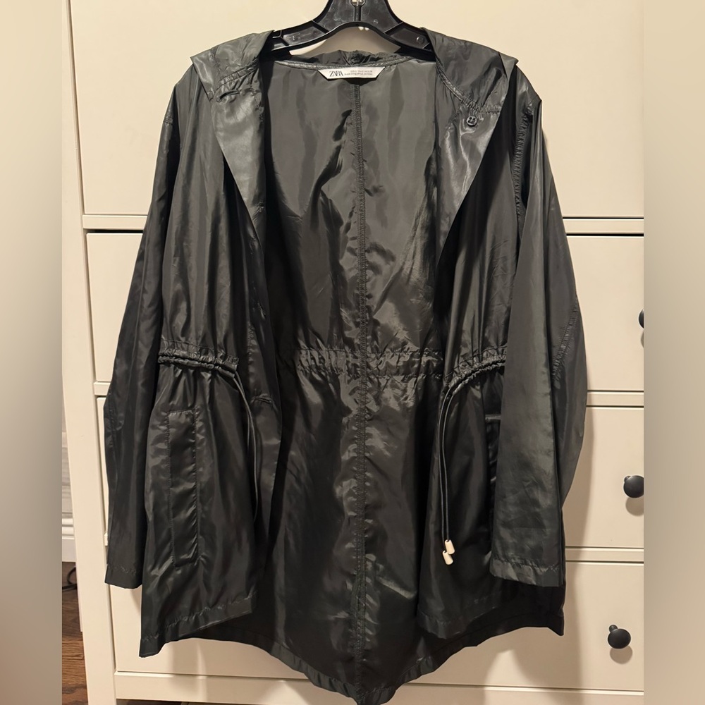 🌿3 for $25!! Bundle and Save🌿
[Zara] Elegant Black Trench Coat